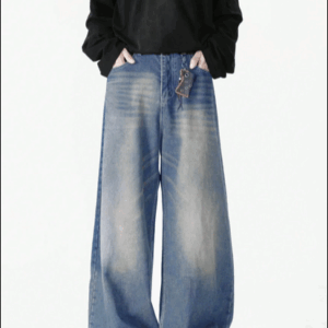 กางเกงยีนส์ขายาวทรงหลวม