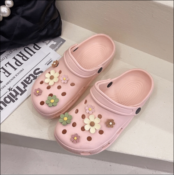 รองเท้าที่มีลายดอกไม้ - Image 3